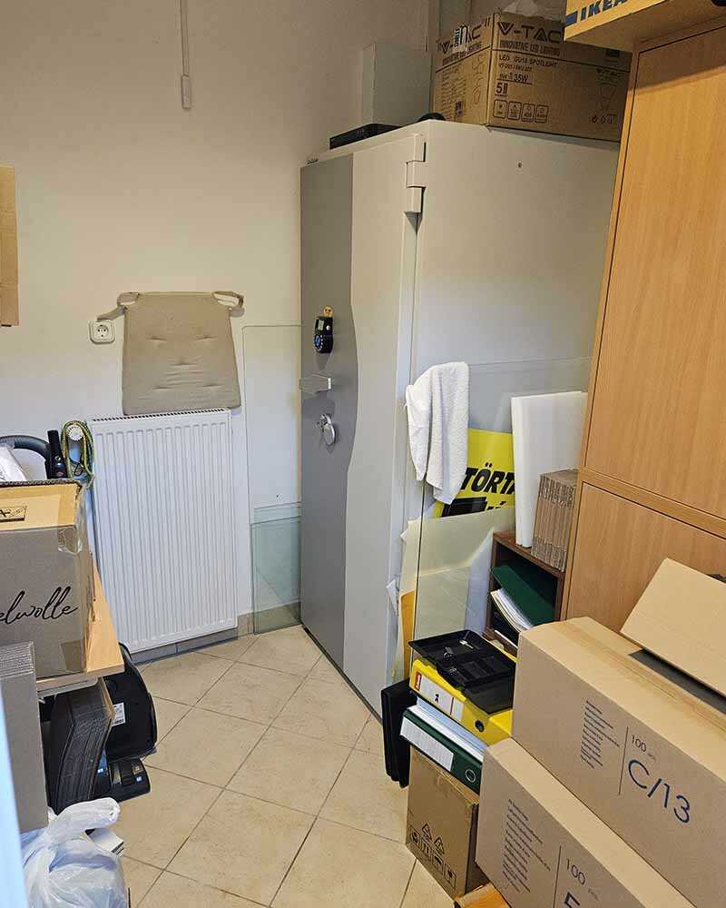 Wertheim DWS páncélszekrény szűk biztonsági helyiségben ékszerüzletben Székesfehérváron